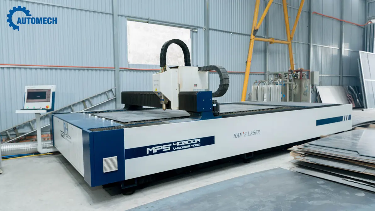 Modern fiber laser steel cutting machine